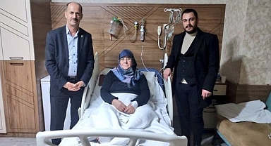 Başkan Yavuz'dan Hastanede Yatan Şehit Annesine Ziyaret