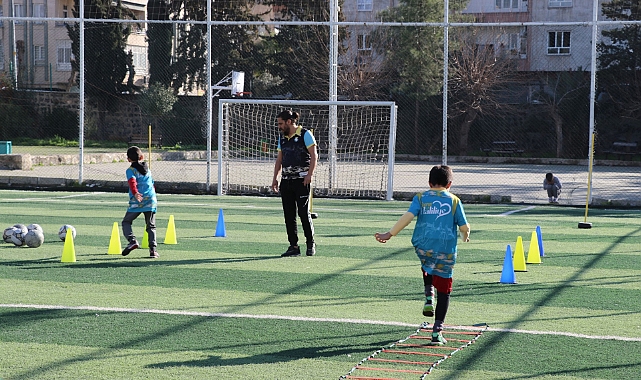 Haliliye Belediyesi Futbol Okulu miniklerin adresi oldu
