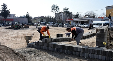 Hilvan Kent Meydanının Yapımına Başlandı