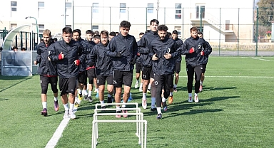 Lider Viranşehir Belediyespor galibiyete kilitlendi
