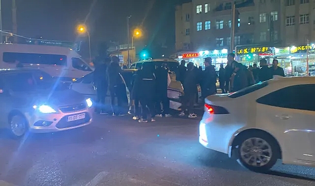 Şanlıurfa'da otomobiller çarpıştı!