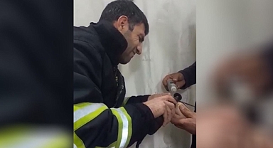 Şanlıurfa’da parmağı yüzüğe sıkıştı! Yardımına itfaiye yetişti!