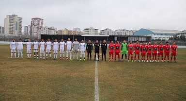 Siverek Belediyespor 3 puanı 3 golle kazandı