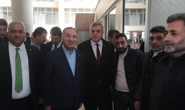 Tbmm Başkanvekili Bozdağ Ve Başkan Beyazgül'den Şehirlerarası Otobüs Terminali Esnafına Ziyaret