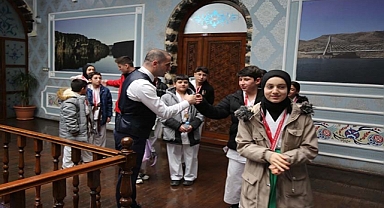 TÜGVA Siverek karate öğrencileri Kaymakam Aydemir’i ziyaret etti