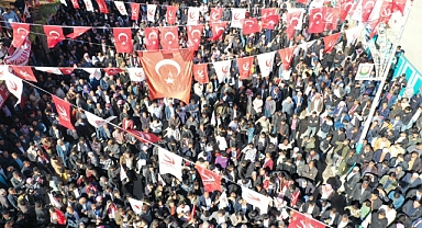Akçakale’de Başkan Mehmet Yalçınkaya’dan Gövde Gösterisi