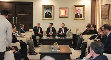 Bakan Yumaklı’dan Başkan Beyazgül’e Ziyaret