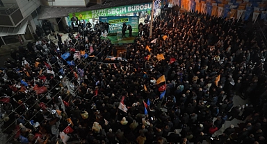 Başkan Aksoy'un Seçim Bürosu Açılışı Mitinge Dönüştü