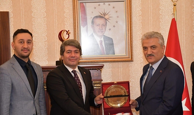 Deva Partisi'nden Vali Mehmet Makas'a ziyaret