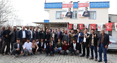 Eyyübiyeliler Mehmet Ekinci’yi Bağrına Bastı