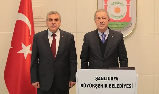 Hulusi Akar’dan Başkan Beyazgül’e ziyaret