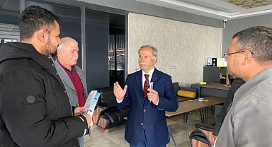 Kaplan, Galericiler Sitesinde Esnaflarla Buluştu.