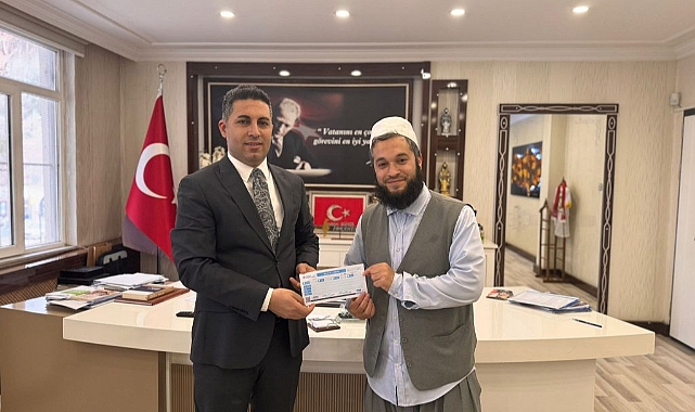 Kaymakam Güneş zekatını TDV’ye bağışladı