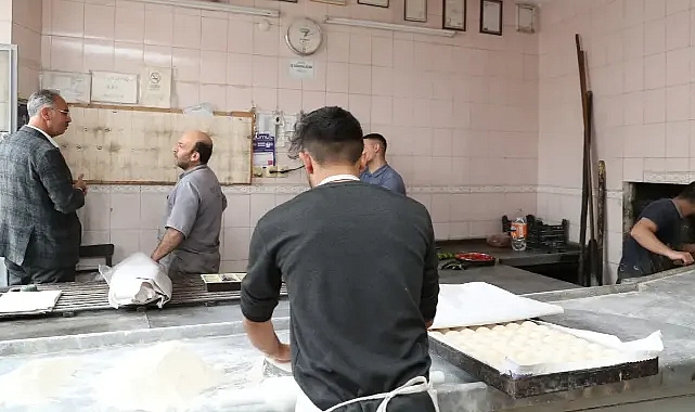 Mehmet Kuş’tan zimem geleneği! Defteri alıp borcu kapattı!