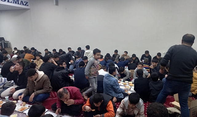 Saadet Partisi'nden Gençlere Umut Işığı: Resul Bebe Anadolu Gençlik Derneği'nde