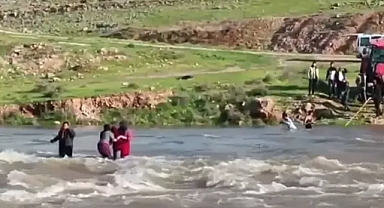Urfa’da acı bekleyiş sürüyor! Suya kapılan çocuğa hala ulaşılamadı!