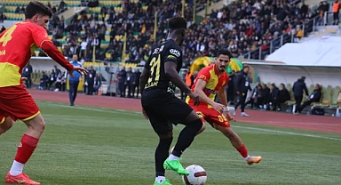 Urfaspor evinde kaybetti!