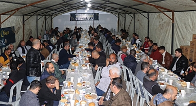 Vatandaşlar iftar saatinde aynı sofrayı paylaştı