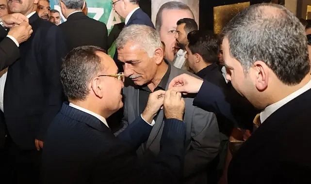 Yeniden Refah Partisi 'nden Ak Parti 'ye katılım