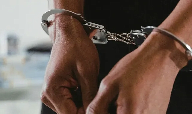 6 farklı dosyadan aranan şahıs yakayı ele verdi!