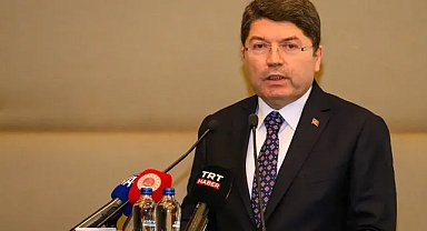 Adalet Bakanı Tunç: DEM Parti teröre desteğe devam ederse kapatılabilir!