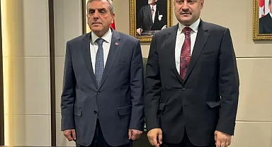 Başkan Gülpınar, görevi Beyazgül 'den devraldı