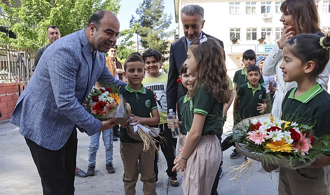 Başkan Nihat Çiftçi Tüm Çocukların 23 Nisan Bayramını Kutladı
