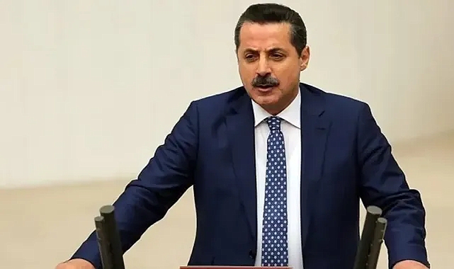Faruk Çelik, İran'la alay etti: İsrail arzı mevuda koşuyor!
