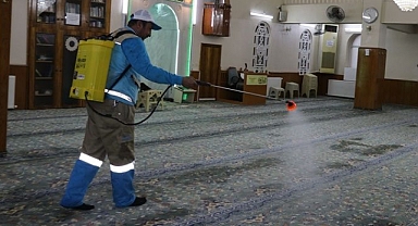 Haliliye Belediyesi Camileri Gül Suyu İle Temizledi