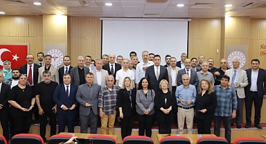 Meslekte 25 Yılını Dolduran Aile Hekimlerine Plaket Takdim Edildi.