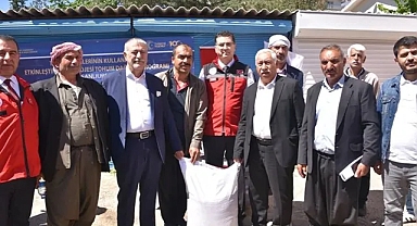 Şanlıurfa'da çiftçilere 11 ton sertifikalı çeltik tohumu dağıtıldı