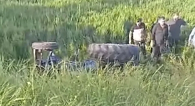 Şanlıurfa’da talihsiz kaza! Traktör devrildi, sürücü yaralandı!