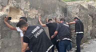 Urfa'da birçok noktada uygulama yapıldı! Çok sayıda şahıs sorgulandı!