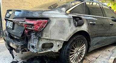 Urfa'da eski Meclis üyesinin aracı ateşe verildi!