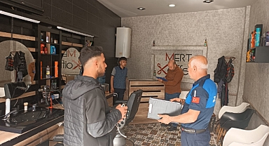 Zabıta ekipleri Berber ve Kuaförlere denetim