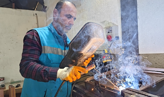 Eyyübiye Belediyesi Atölyesi Fabrika Gibi Çalışıyor