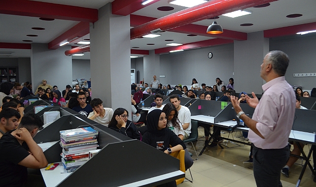 MEM Eğitim Kurumunda İlham Dolu Bir Seminer