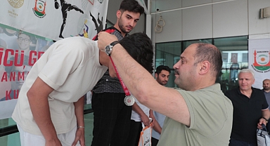 Şanlıurfa gençlik turnuvasında ödüller sahiplerini buldu