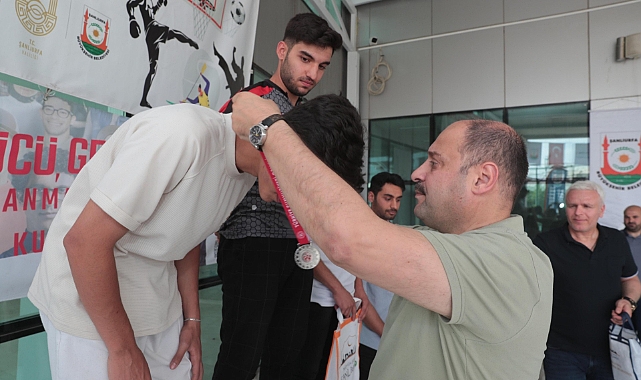 Şanlıurfa gençlik turnuvasında ödüller sahiplerini buldu