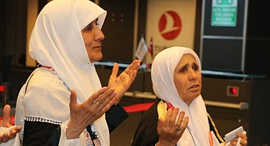 Urfa'da ilk hacı kafilesi dualarla uğurlandı!
