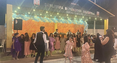 Urfa’da minikler mezuniyet heyecanı yaşadı