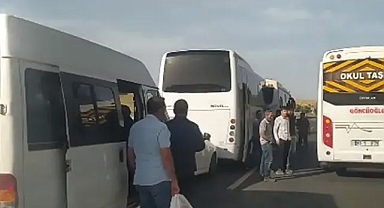 Urfa-Suruç yolunda zincirleme kaza!