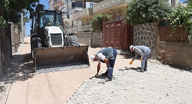 Midyat’ta, parke yenileme ve düzenleme çalışmaları sürüyor