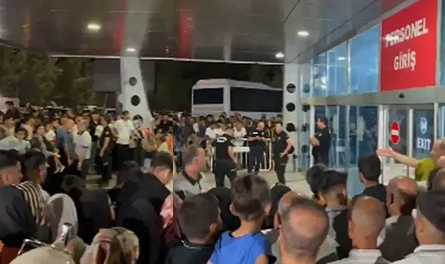 Şanlıurfa GAP Havalimanı’nda izdiham! Hacılar mahsur kaldı!