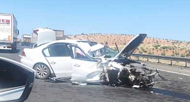 Urfa-Antep yolunda feci kaza! Ölü ve yaralılar var!