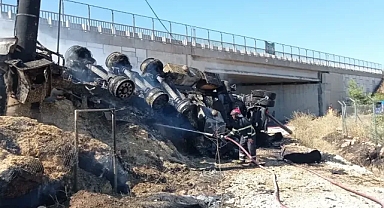 Urfa’da korku dolu anlar! Devrilen TIR alev aldı!