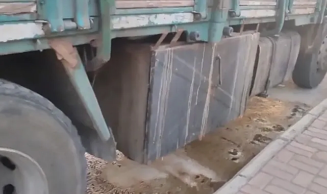 2 aydır aynı yerde duruyor! Urfa’daki kamyon tedirginlik yarattı!