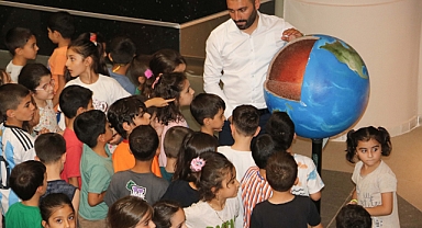 Battani Uzay ve Havacılık Bilim Merkezi Öğrencileri Bilimle Tanışıyor