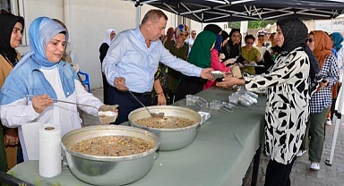 Belediye Başkanı Şahin’den aşure ikramı