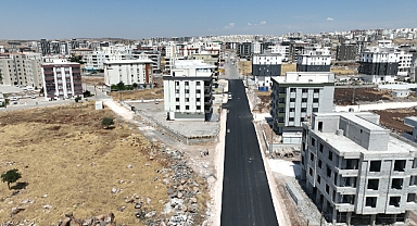 Büyükşehir'den Karaköprü'de Sıcak Asfalt Çalışmaları